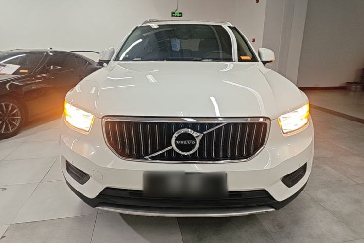 Used Volvo XC40 2022 T4 Four-Wheel Drive Smart & Stylish Edition Front