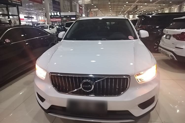 Used Volvo XC40 2022 T4 Four-Wheel Drive Smart & Stylish Edition Front