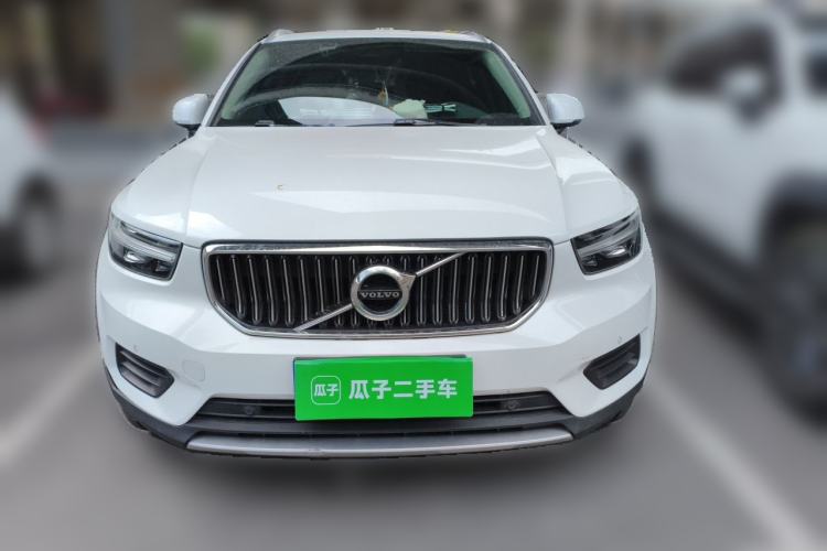 Used Volvo XC40 2022 T4 Four-Wheel Drive Smart & Luxurious Edition Front
