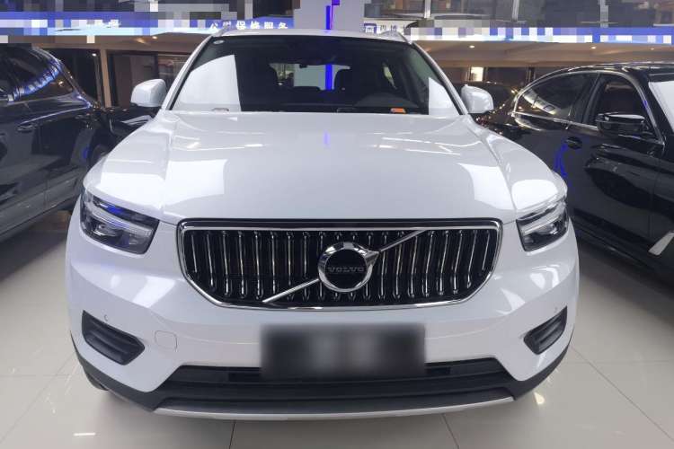 Used Volvo XC40 2022 T4 Four-Wheel Drive Smart & Luxurious Edition Front