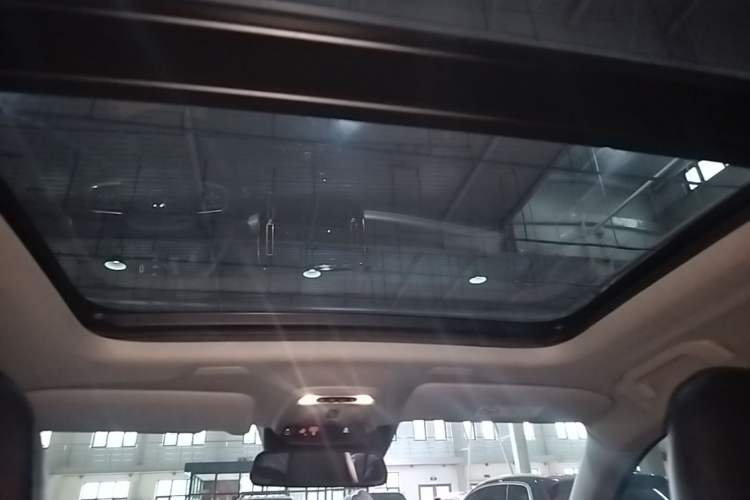 Used Volvo XC40 2022 T4 Four-Wheel Drive Smart & Stylish Edition Headliner
