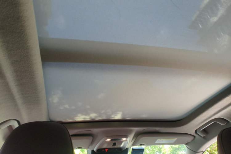 Used Volvo XC40 2022 T4 Four-Wheel Drive Smart & Stylish Edition Headliner