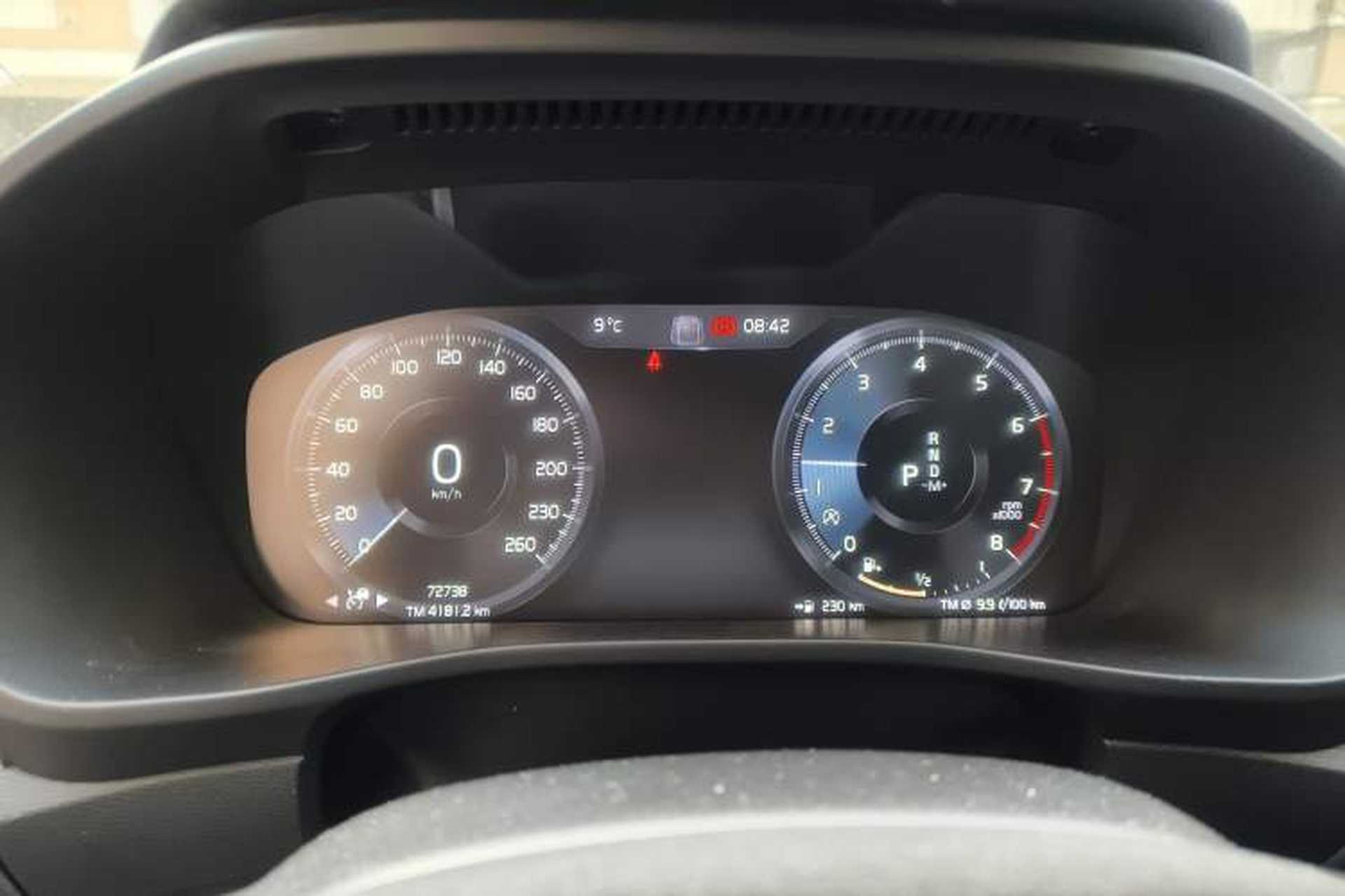 Used Volvo XC40 2022 T4 Four-Wheel Drive Smart & Luxurious Edition Instrument Cluster