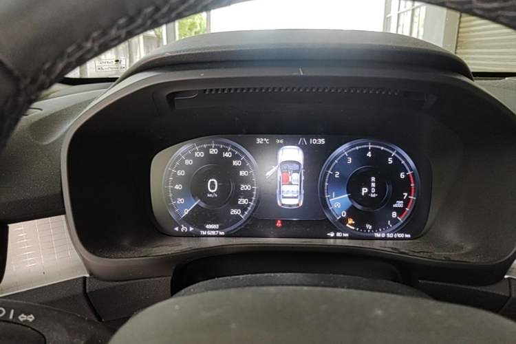 Used Volvo XC40 2022 T4 Four-Wheel Drive Smart & Stylish Edition Instrument Cluster