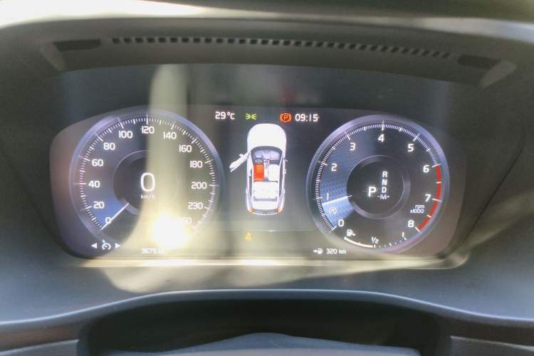 Used Volvo XC40 2022 T4 Four-Wheel Drive Smart & Stylish Edition Instrument Cluster