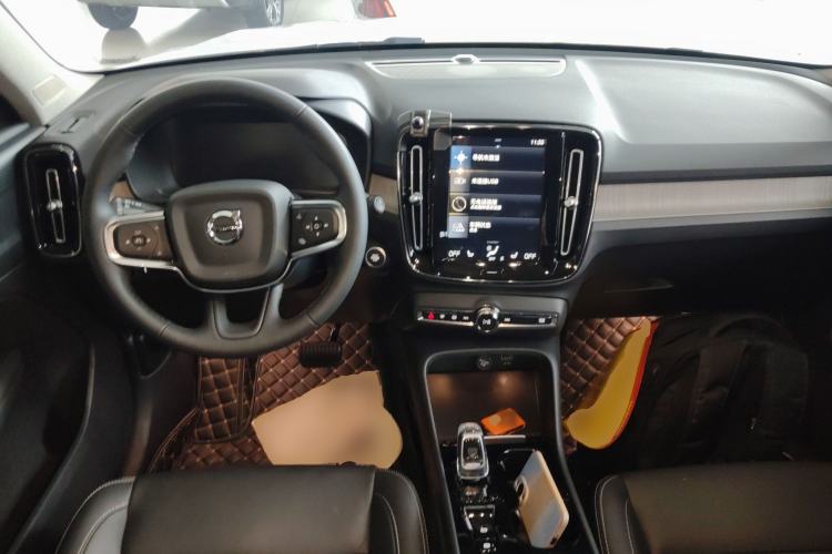 Used Volvo XC40 2022 T4 Four-Wheel Drive Smart & Luxurious Edition Interior 2