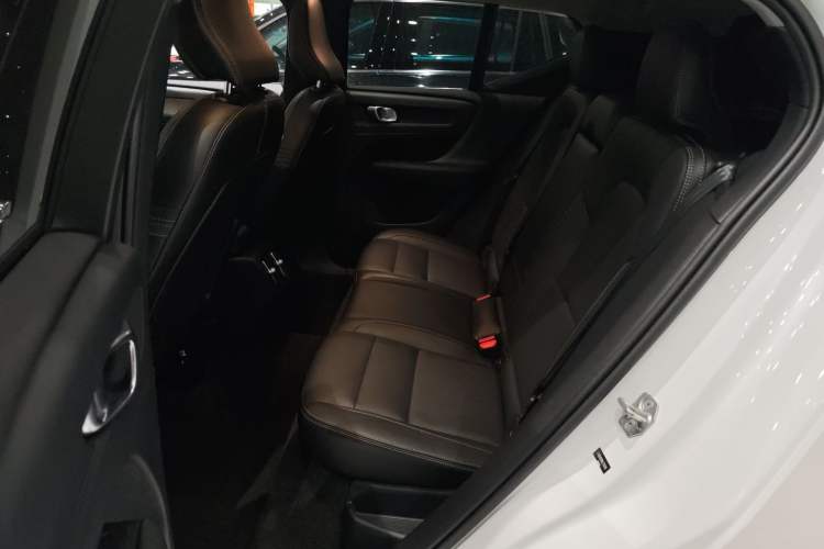 Used Volvo XC40 2022 T4 Four-Wheel Drive Smart & Luxurious Edition Interior 2