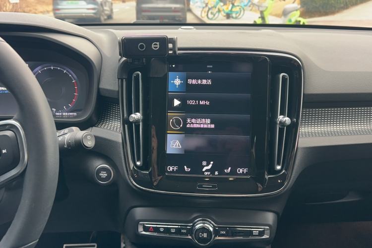 Used Volvo XC40 2022 T4 Four-Wheel Drive Smart & Dynamic Sport Edition Interior 2