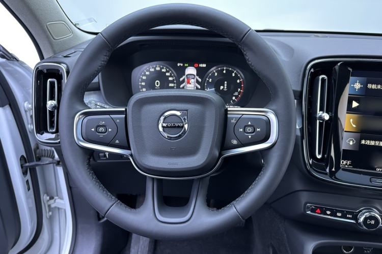 Used Volvo XC40 2022 T4 Four-Wheel Drive Smart & Stylish Edition Interior 6