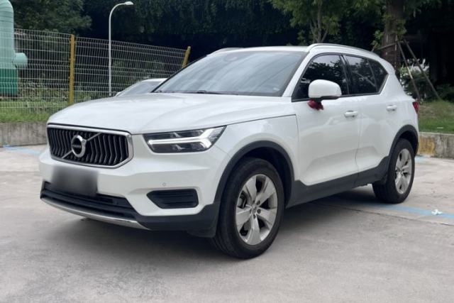 Used Volvo XC40 2022 T4 Four-Wheel Drive Smart & Stylish Edition