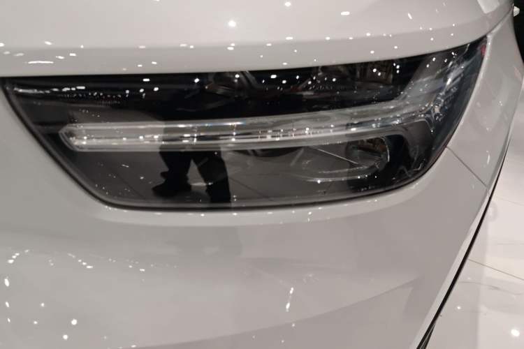 Used Volvo XC40 2022 T4 Four-Wheel Drive Smart & Luxurious Edition Left Front Headlight