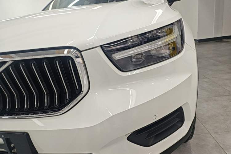Used Volvo XC40 2022 T4 Four-Wheel Drive Smart & Stylish Edition Left Front Headlight