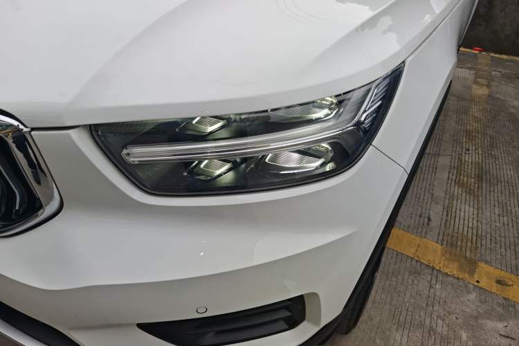 Used Volvo XC40 2022 T4 Four-Wheel Drive Smart & Stylish Edition Left Front Headlight