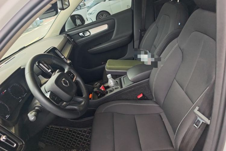 Used Volvo XC40 2022 T4 Four-Wheel Drive Smart & Stylish Edition Left Front Seat