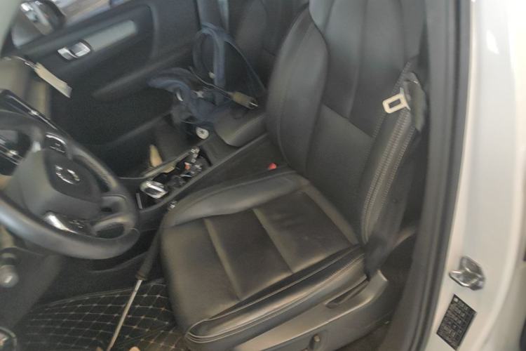 Used Volvo XC40 2022 T4 Four-Wheel Drive Smart & Luxurious Edition Left Front Seat