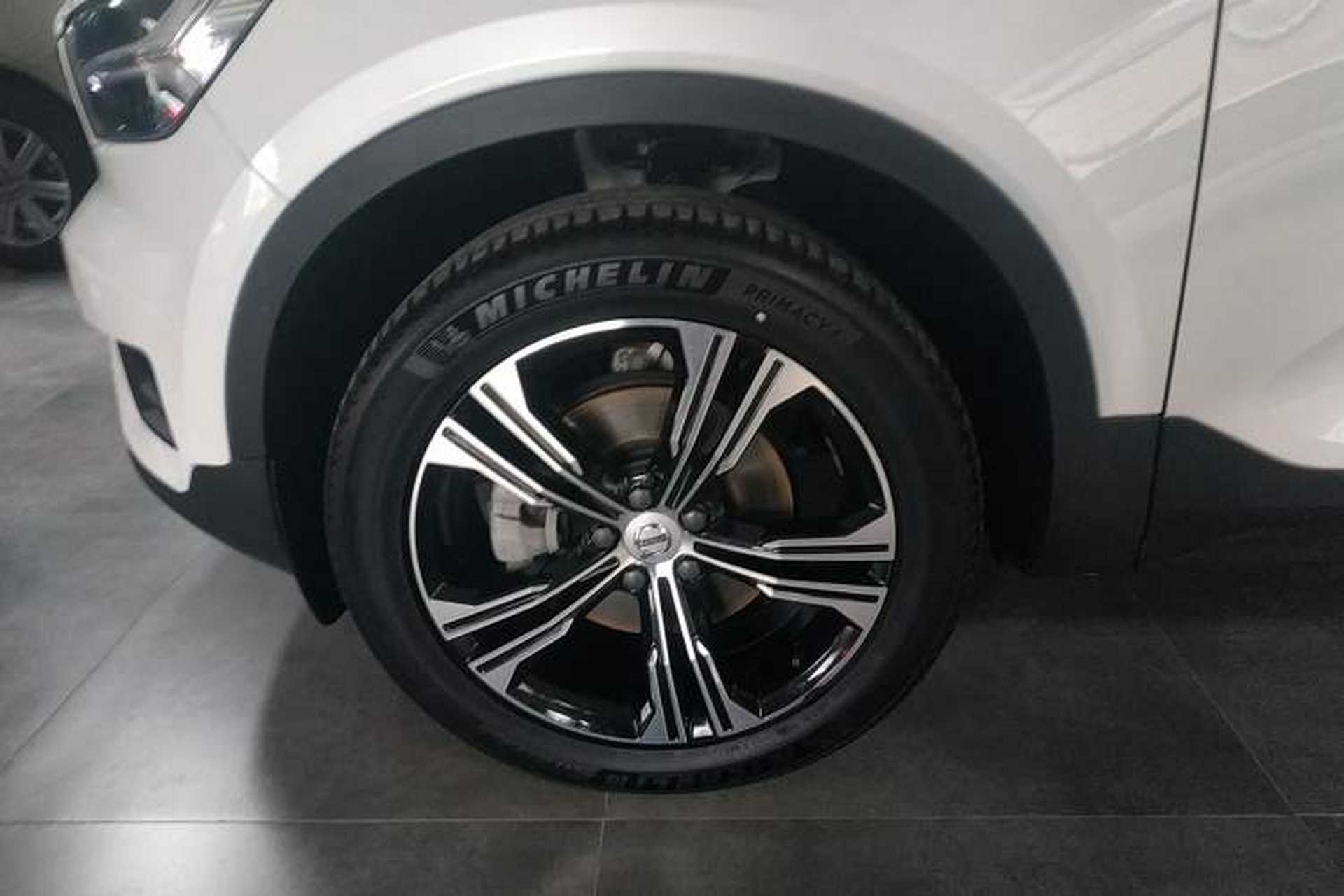 Used Volvo XC40 2022 T4 Four-Wheel Drive Smart & Luxurious Edition Left Front Wheel Hub