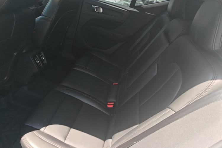 Used Volvo XC40 2022 T4 Four-Wheel Drive Smart & Stylish Edition Left Rear Seat