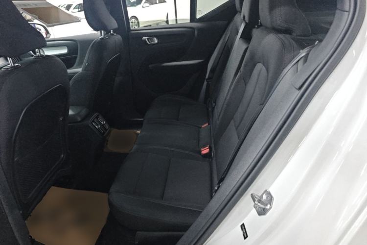 Used Volvo XC40 2022 T4 Four-Wheel Drive Smart & Stylish Edition Left Rear Seat