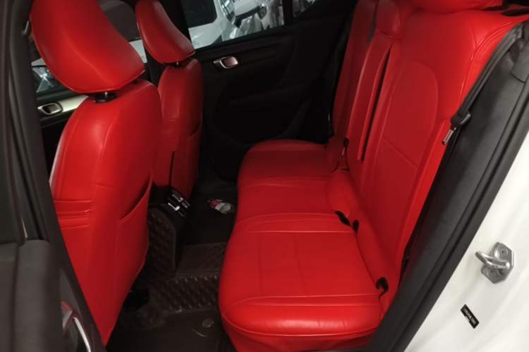 Used Volvo XC40 2022 T4 Four-Wheel Drive Smart & Stylish Edition Left Rear Seat