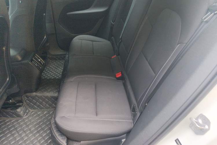 Used Volvo XC40 2022 T4 Four-Wheel Drive Smart & Stylish Edition Left Rear Seat