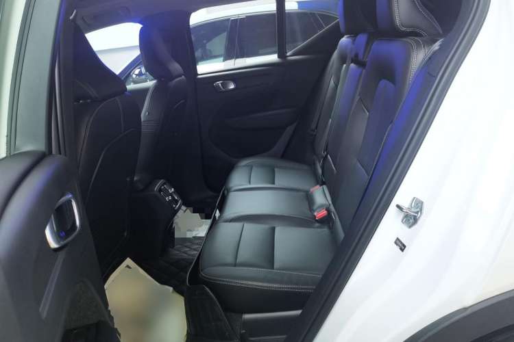 Used Volvo XC40 2022 T4 Four-Wheel Drive Smart & Luxurious Edition Left Rear Seat