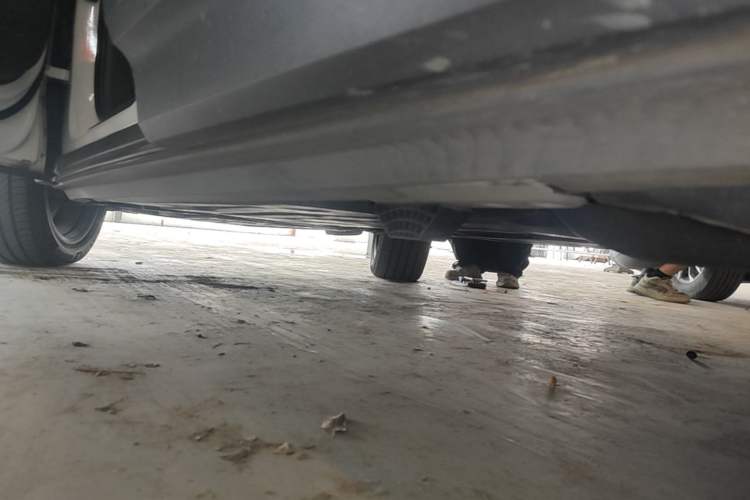 Used Volvo XC40 2022 T4 Four-Wheel Drive Smart & Luxurious Edition Left Side Sill