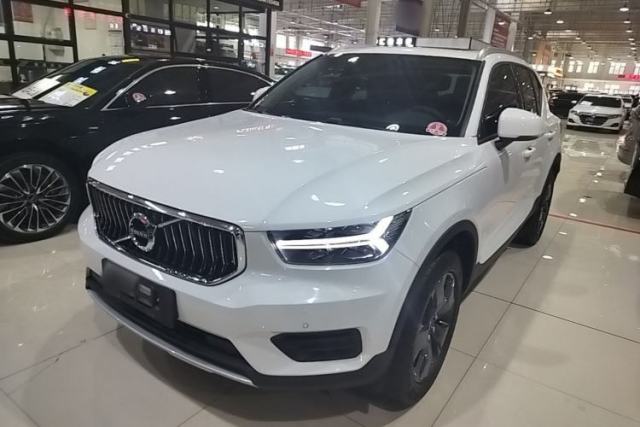Used Volvo XC40 2022 T4 Four-Wheel Drive Smart & Stylish Edition