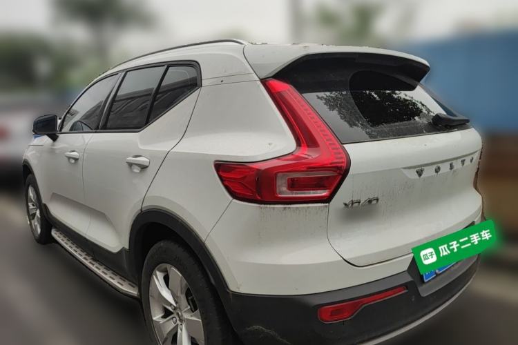 Used Volvo XC40 2022 T4 Four-Wheel Drive Smart & Luxurious Edition Rear Left 45 Deg