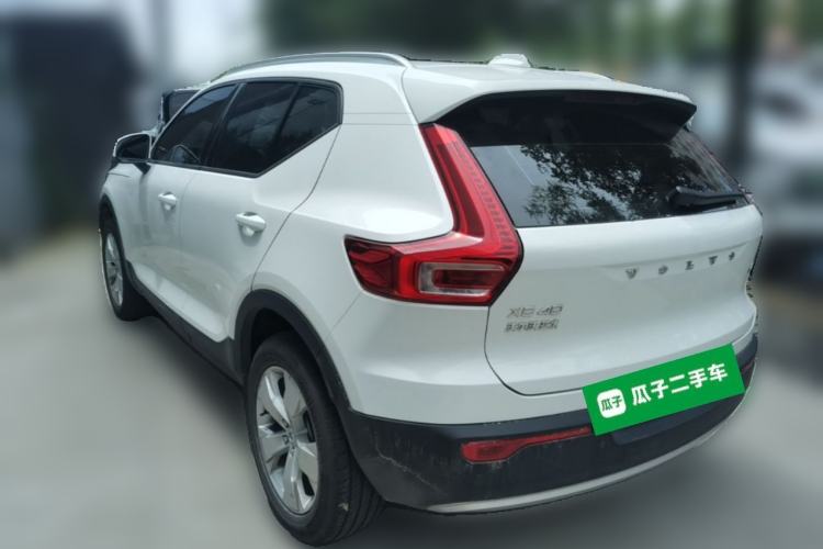 Used Volvo XC40 2022 T4 Four-Wheel Drive Smart & Stylish Edition Rear Left 45 Deg