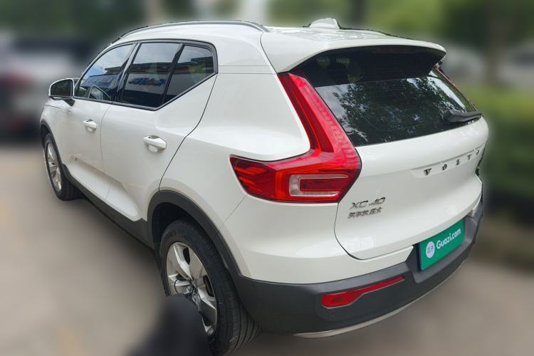 Used Volvo XC40 2022 T4 Four-Wheel Drive Smart & Stylish Edition Rear Left 45 Deg