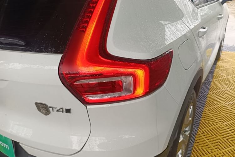 Used Volvo XC40 2022 T4 Four-Wheel Drive Smart & Stylish Edition Right Rear Taillight