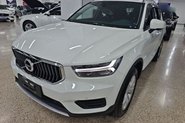 Used Volvo XC40 2022 T4 Four-Wheel Drive Smart & Stylish Edition