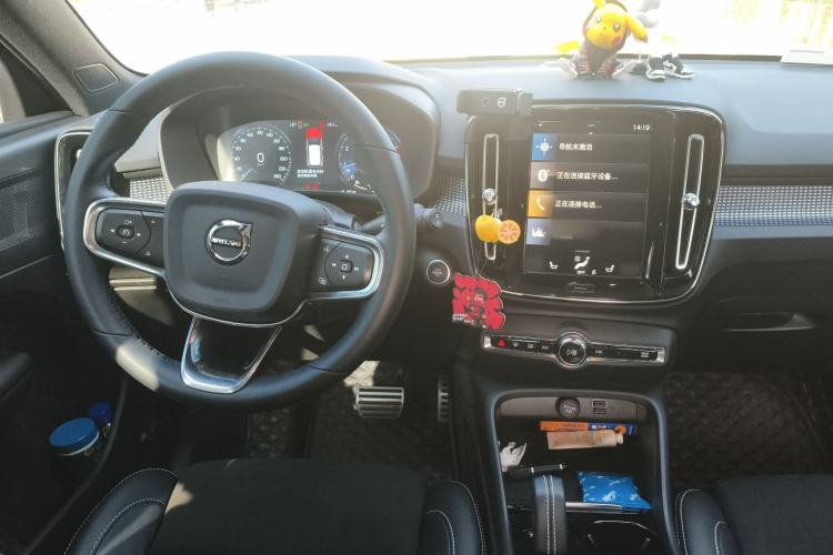 Used Volvo XC40 2022 T4 Four-Wheel Drive Smart & Dynamic Sport Edition Steering Wheel