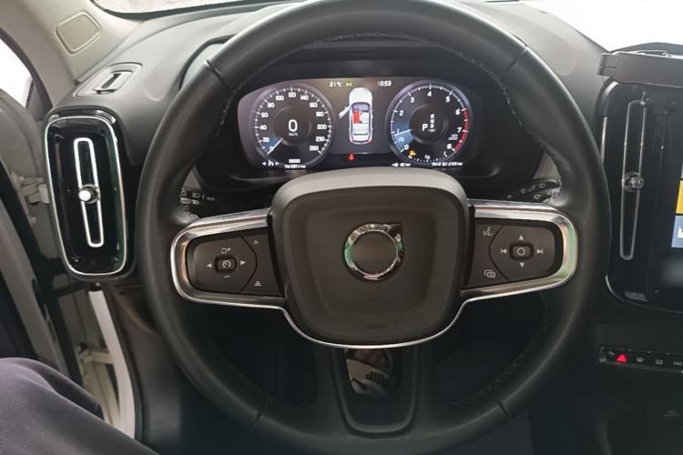Used Volvo XC40 2022 T4 Four-Wheel Drive Smart & Stylish Edition Steering Wheel