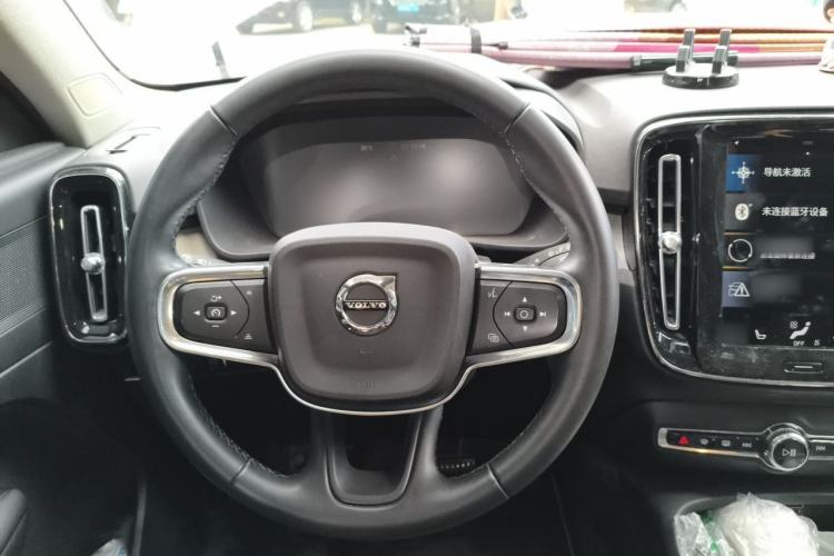 Used Volvo XC40 2022 T4 Four-Wheel Drive Smart & Luxurious Edition Steering Wheel