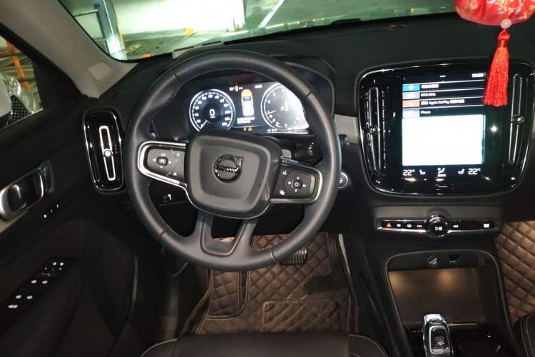 Used Volvo XC40 2022 T4 Four-Wheel Drive Smart & Luxurious Edition Steering Wheel