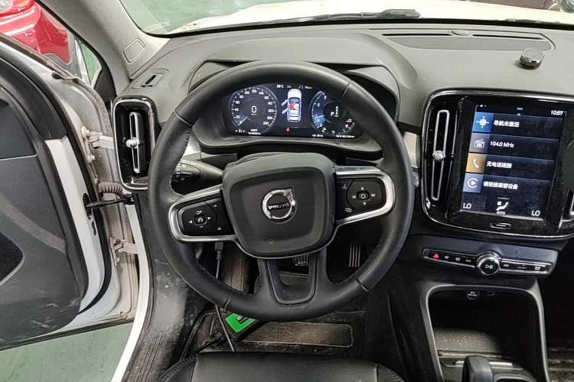 Used Volvo XC40 2022 T4 Four-Wheel Drive Smart & Stylish Edition Steering Wheel