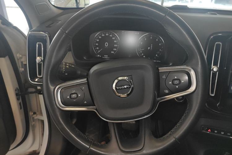 Used Volvo XC40 2022 T4 Four-Wheel Drive Smart & Luxurious Edition Steering Wheel
