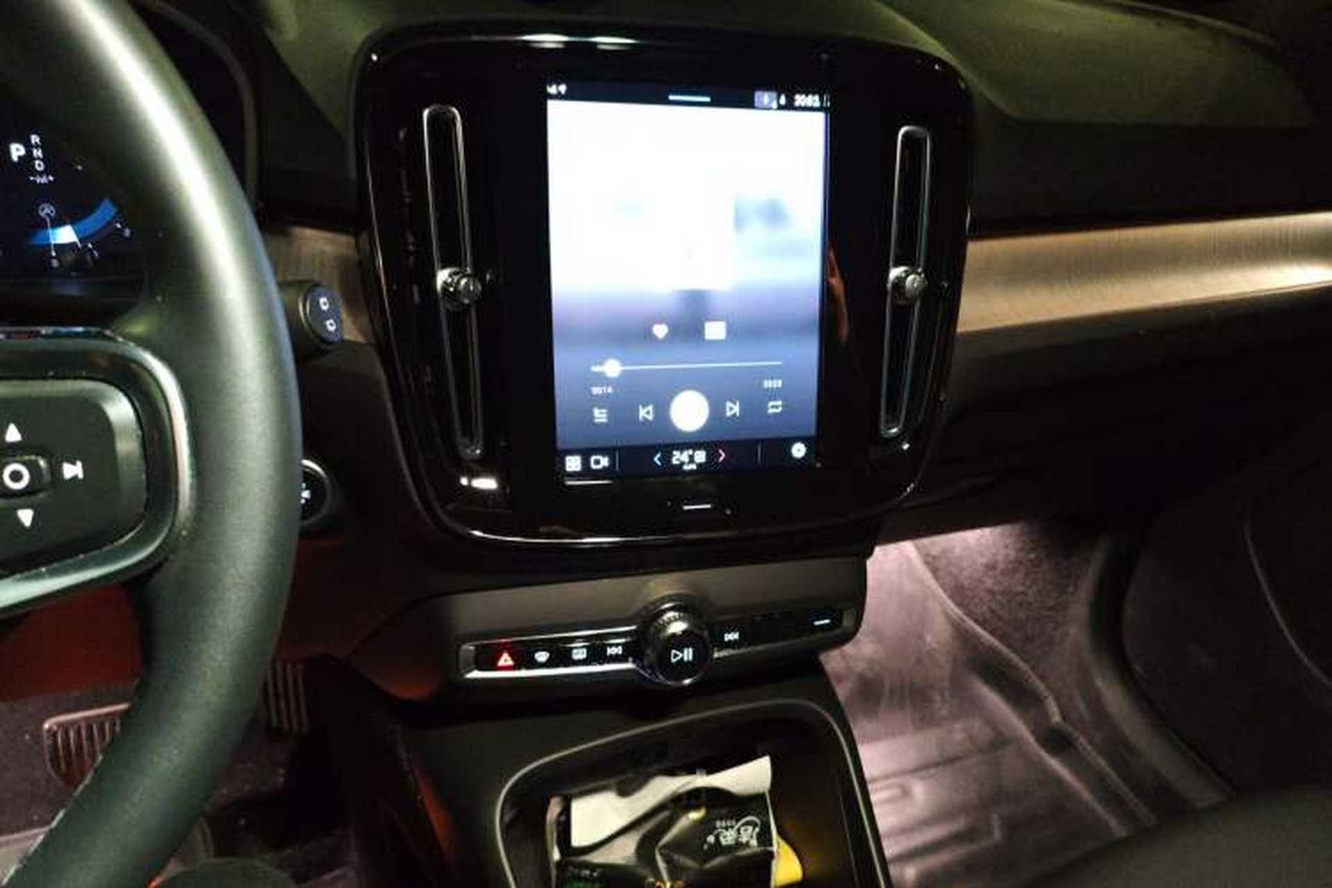 Used Volvo XC40 2023 B3 Zhiyuan Luxury Edition Audio And AC Panel