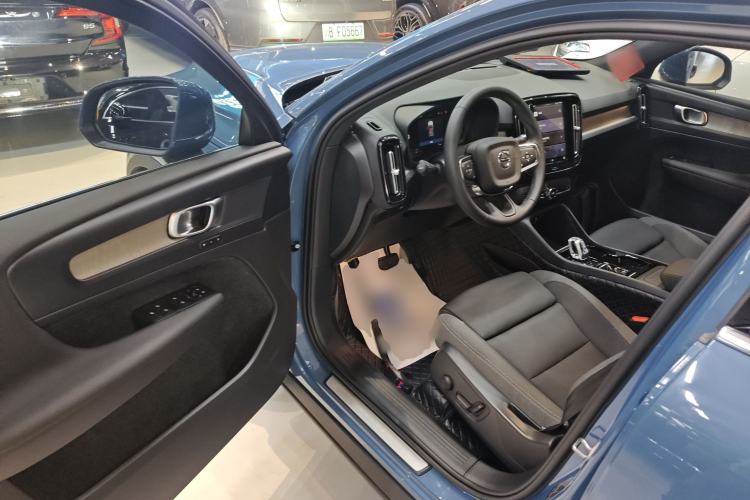 Used Volvo XC40 2023 B3 Zhiyuan Luxury Edition Driver Seat