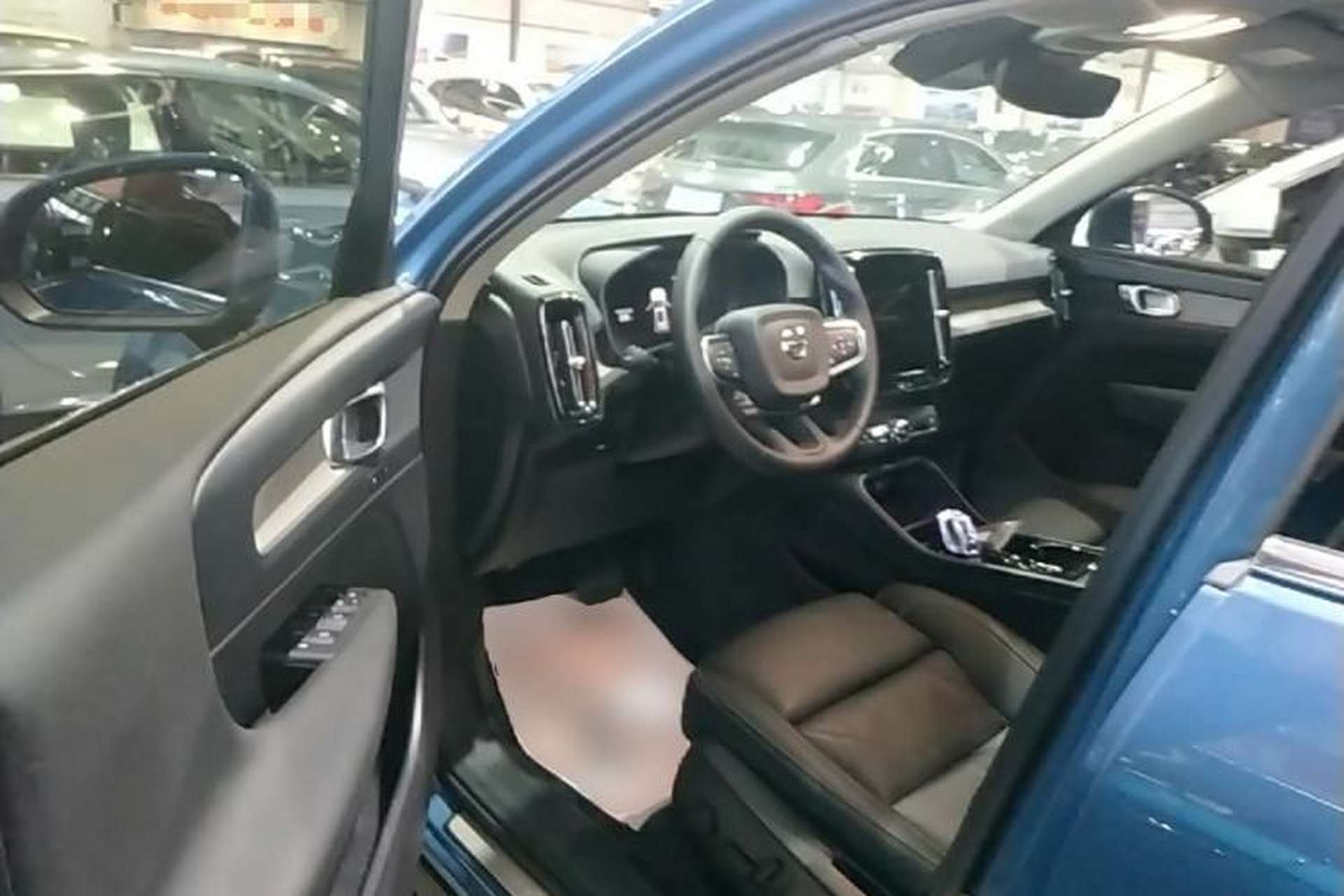 Used Volvo XC40 2023 B4 4x4 Smart Luxury Edition Driver Seat