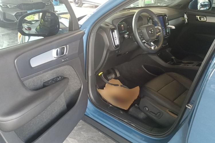 Used Volvo XC40 2023 B3 Smart & Stylish Edition Driver Seat