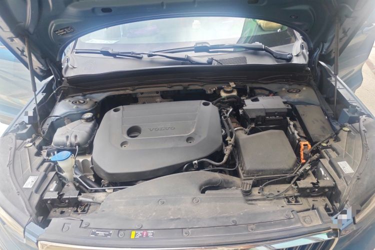 Used Volvo XC40 2023 B3 Smart & Stylish Edition Engine Bay