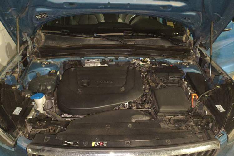 Used Volvo XC40 2023 B3 Zhiyuan Luxury Edition Engine Bay