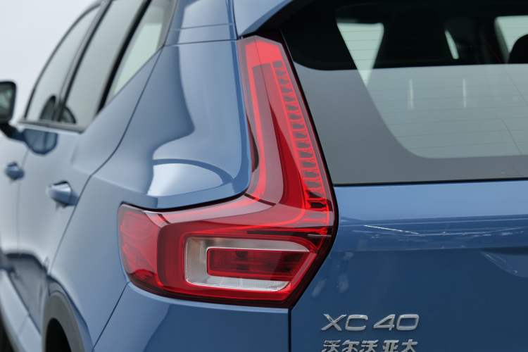 Used Volvo XC40 2023 B3 Smart & Stylish Edition Exterior 10