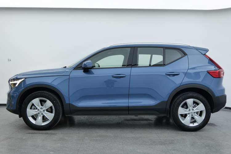 Used Volvo XC40 2023 B3 Smart & Stylish Edition Exterior 8