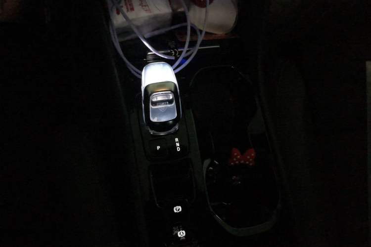 Used Volvo XC40 2023 B3 Zhiyuan Sport Edition Gear Lever