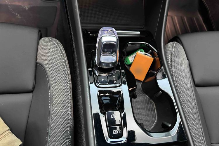 Used Volvo XC40 2023 B3 Zhiyuan Luxury Edition Gear Lever