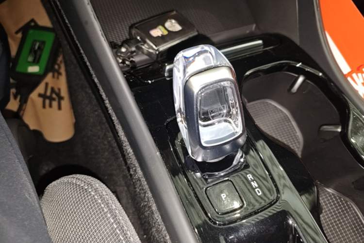Used Volvo XC40 2023 B3 Zhiyuan Luxury Edition Gear Lever