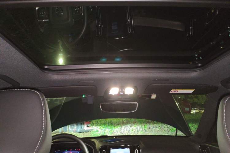 Used Volvo XC40 2023 B3 Zhiyuan Luxury Edition Headliner
